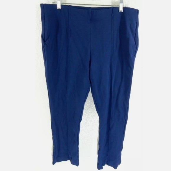 Chico's Juliet So Slimming Straight Leg Ponte Pant - Picture 1 of 3